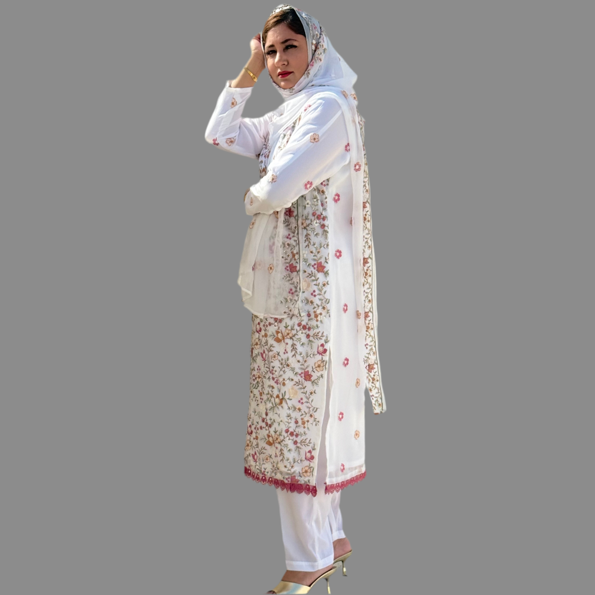 Zahra Bloom Chiffon Stitched 3 Pcs Set