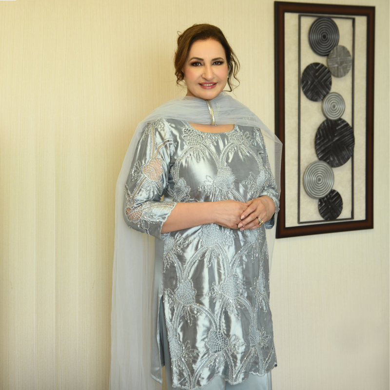 Gray Cutdana Embriodery Elegance Article