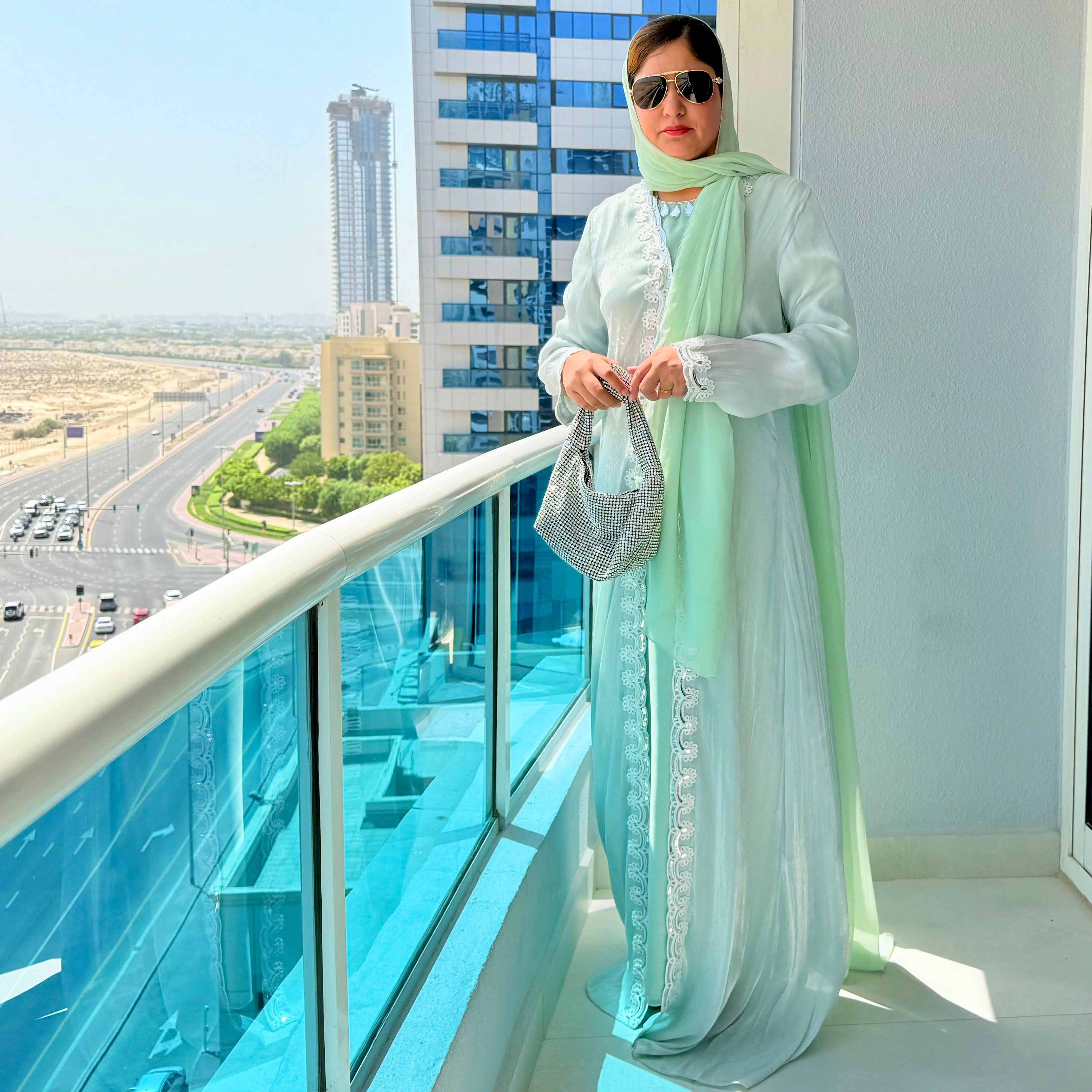 Gown & Glory Traditional Arab Elegance Stitched 2 Pcs