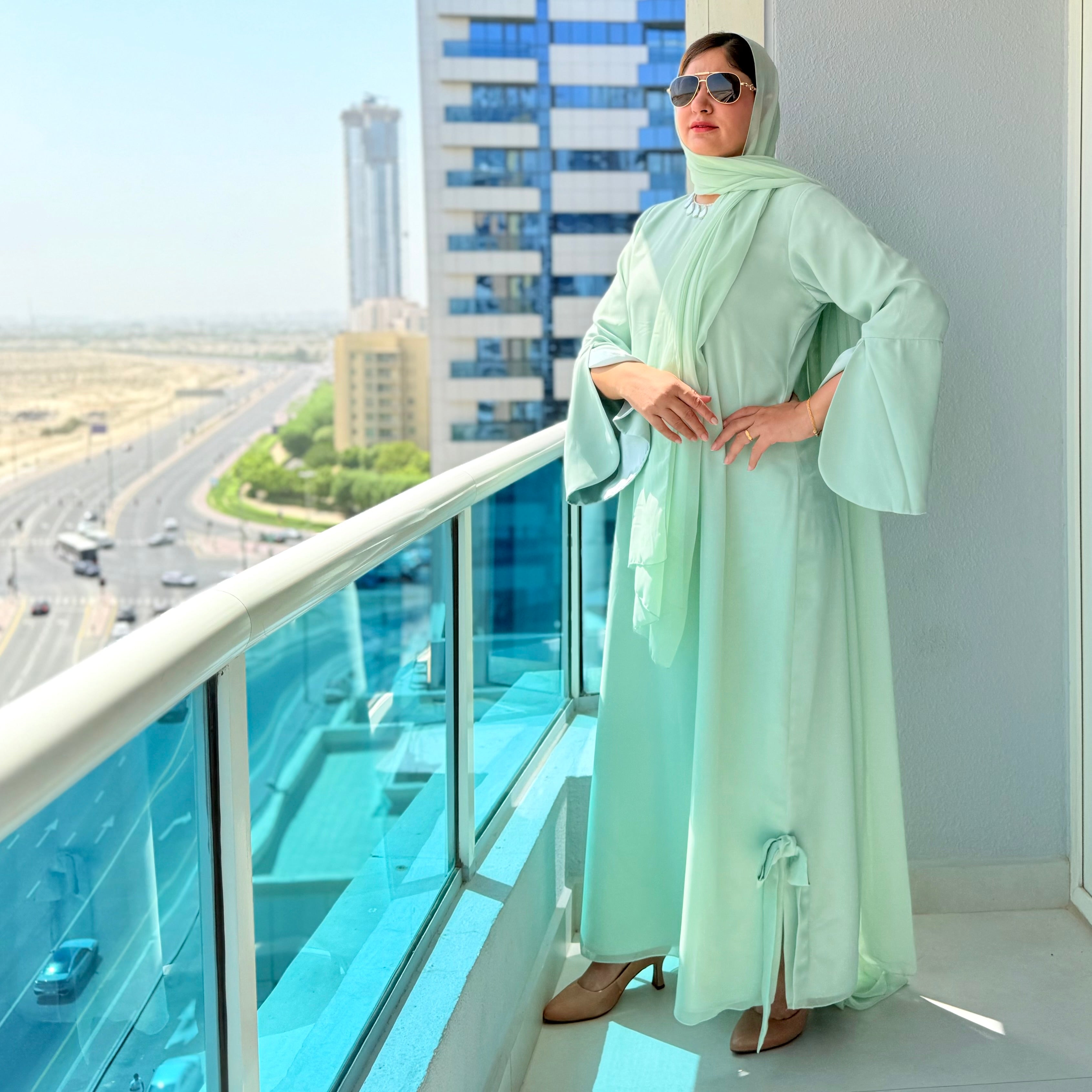 Gown & Glory Traditional Arab Elegance Stitched 2 Pcs