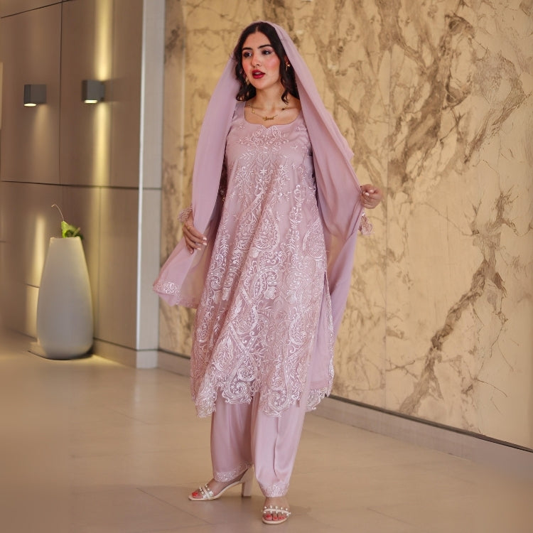 Pink Pakistani Style Dress – 3 Piece Luxury Set