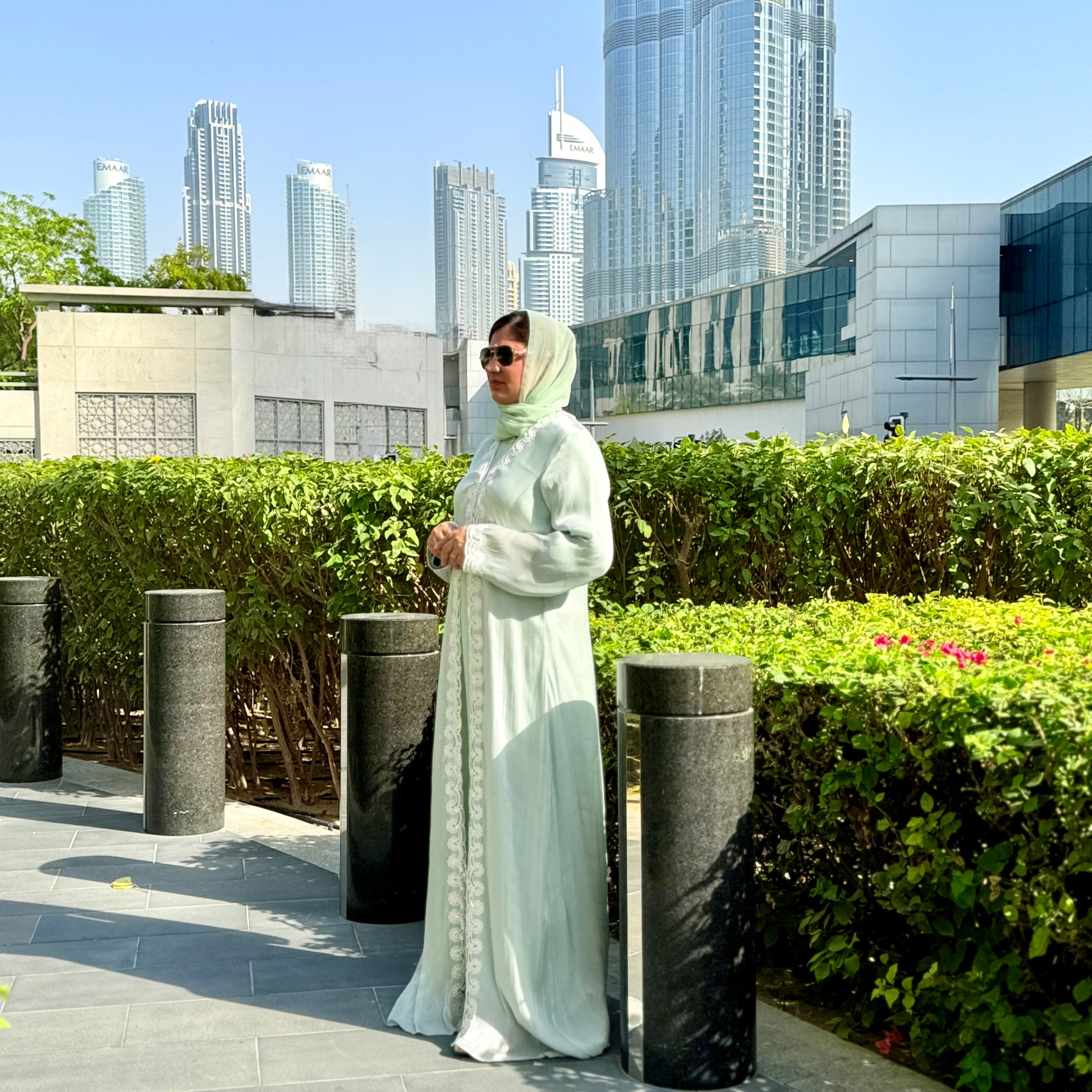 Gown & Glory Traditional Arab Elegance Stitched 2 Pcs