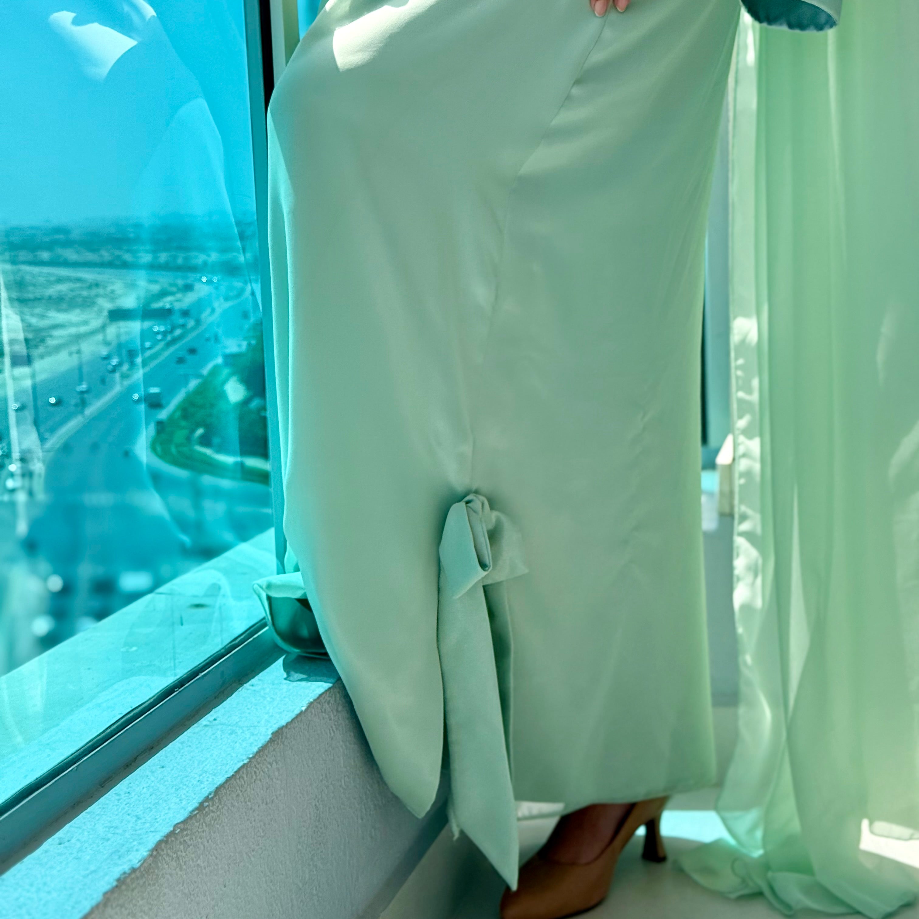 Gown & Glory Traditional Arab Elegance Stitched 2 Pcs