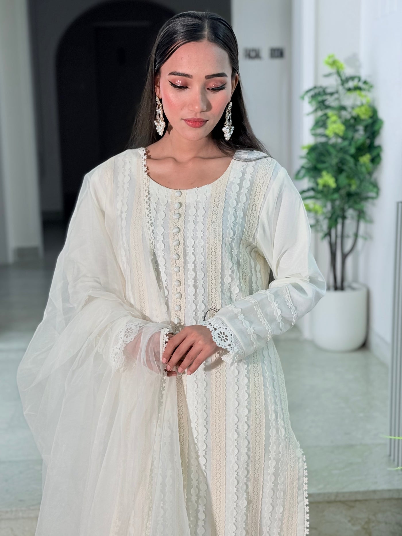 Trendy Luxury Lace design 3 piece dress