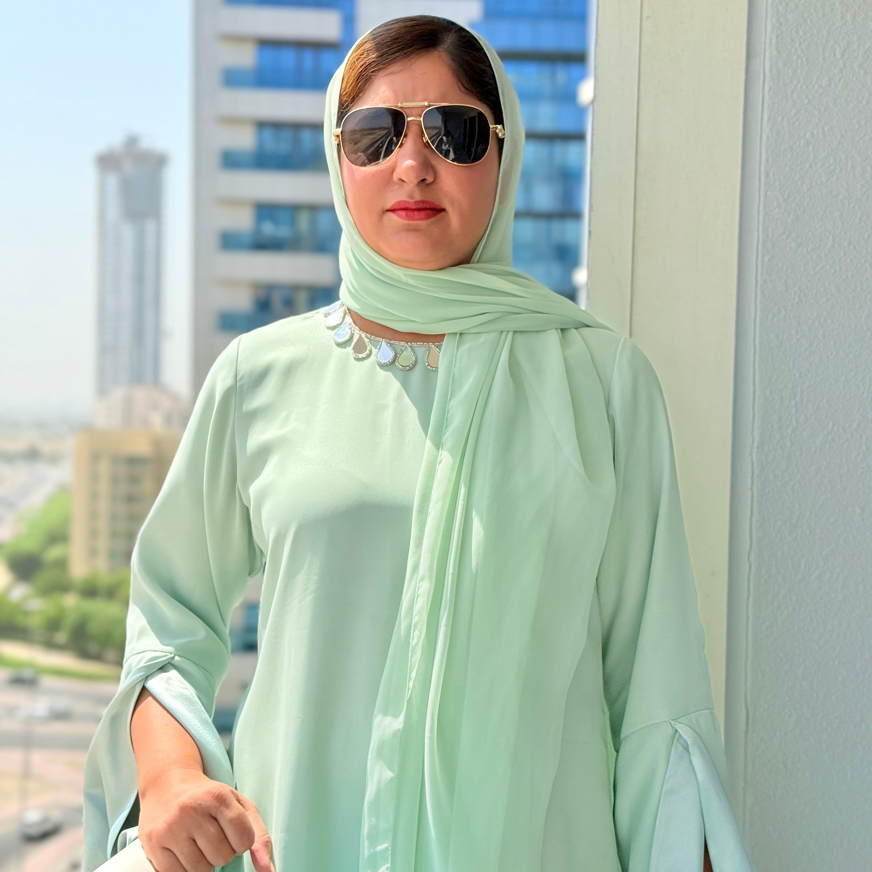 Gown & Glory Traditional Arab Elegance Stitched 2 Pcs