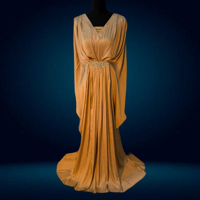Luxury Traditional kaftan with Motif and pearls lace
