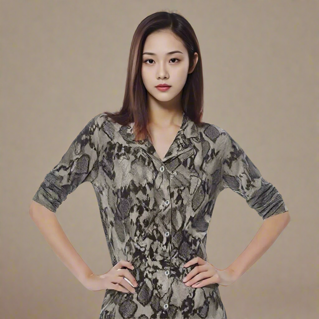 Pure crepe silk shirt with Snake print