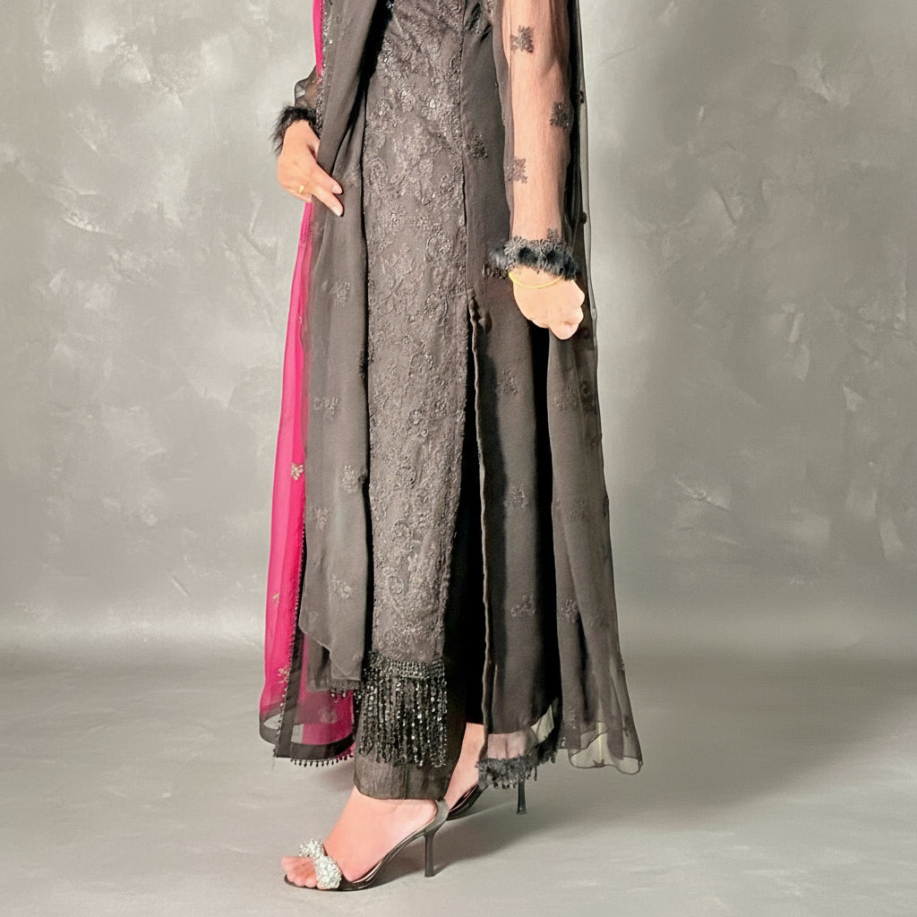 Noor Al-Layl Traditional Chikankari Embroidered Stitched 3 Pcs