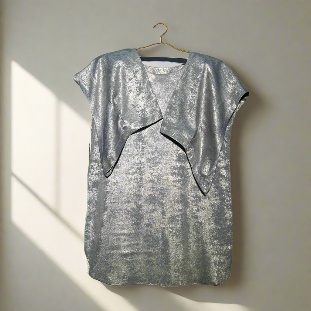 Synthetic Satin short Shirt with designed sleeves
